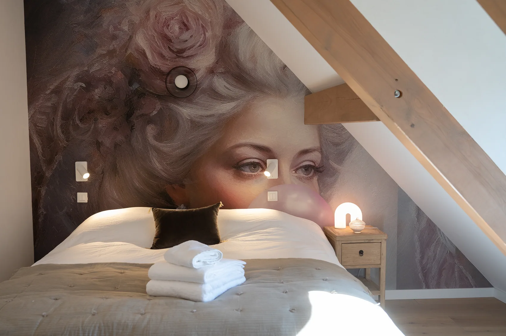 Une chambre sous les toits
